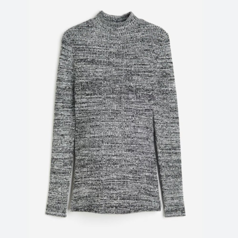 H&M MAMA Maternity Rib-knit Mock Turtleneck Sweater (size M)